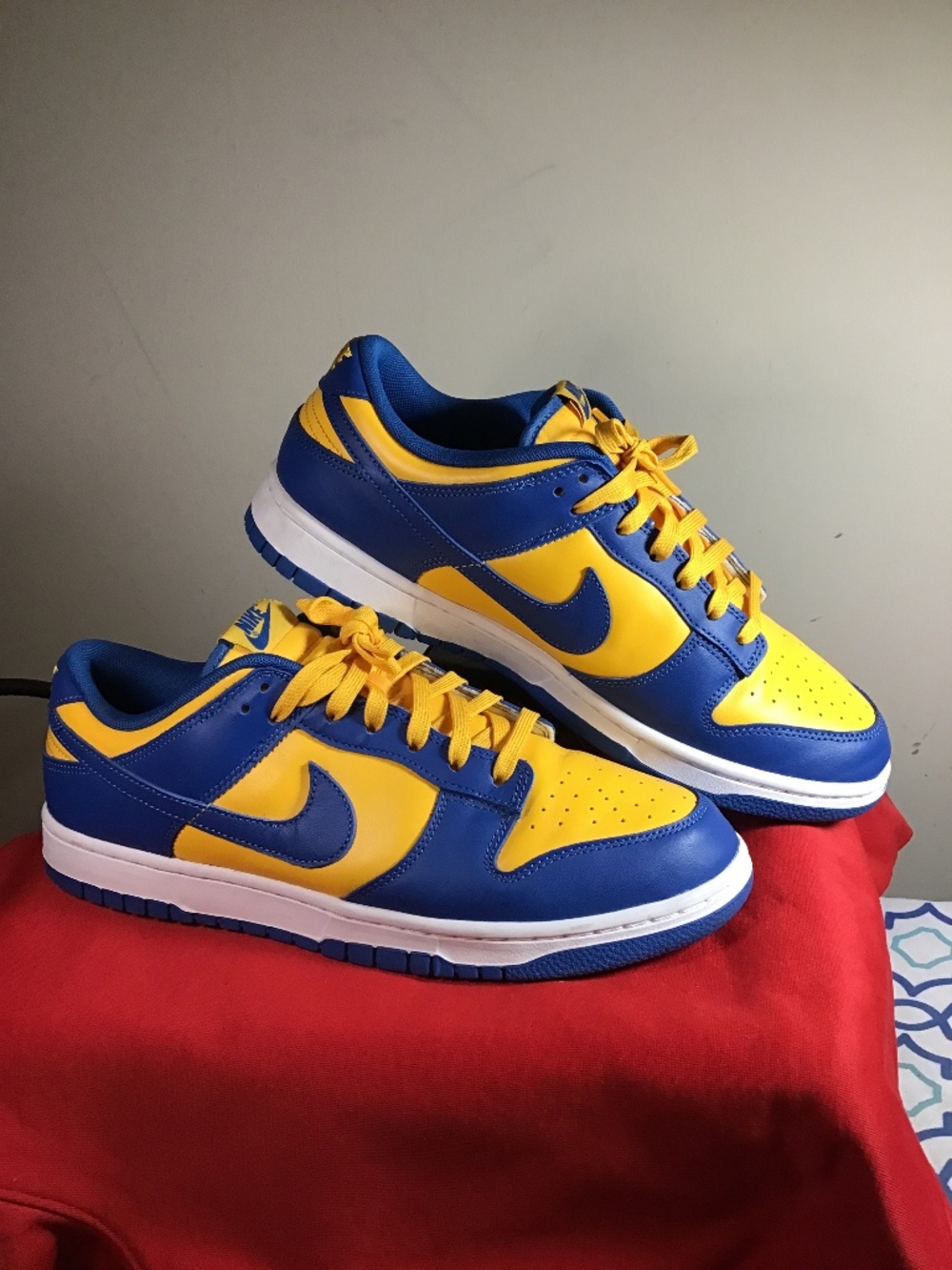 🔥❤️Nike’s UCLA, men’s size 11.5, great condition, see photos 🔥🔥